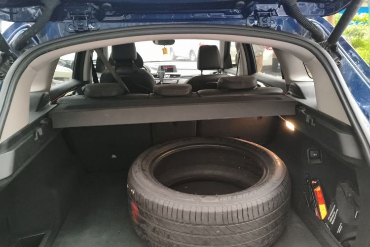 Used BMW X1 2018 sDrive18Li Luxury Model Trunk