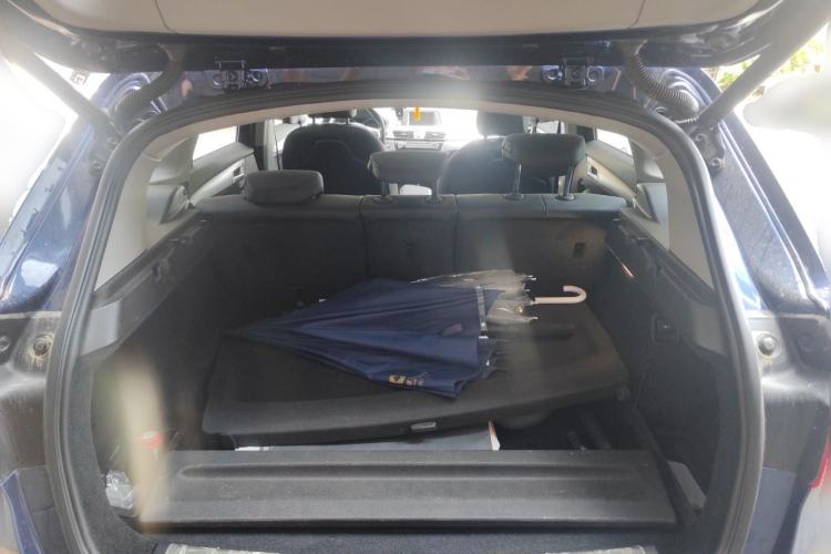 Used BMW X1 2018 sDrive20Li Leading Model Trunk