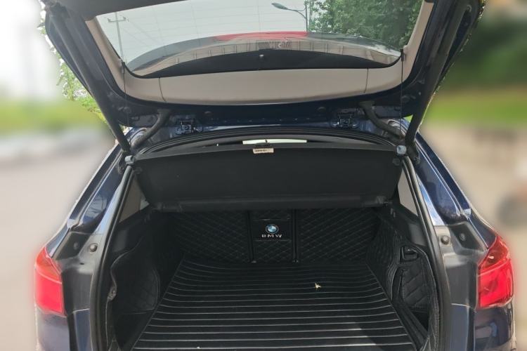 Used BMW X1 2018 sDrive20Li Leading Model Trunk
