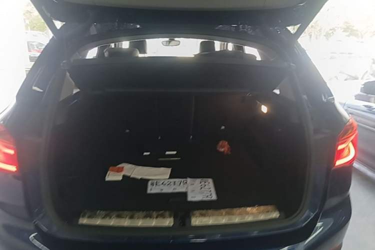 Used BMW X1 2018 sDrive18Li Luxury Model Trunk