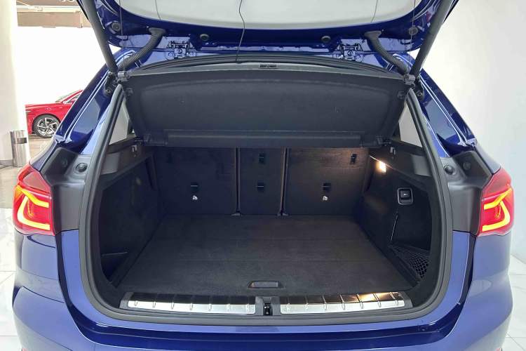 Used BMW X1 2018 sDrive18Li Luxury Model Trunk
