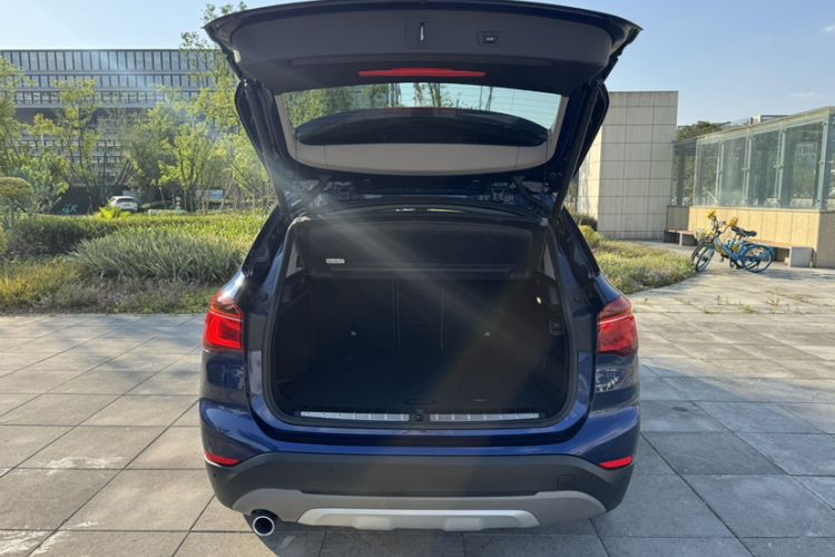 Used BMW X1 2018 sDrive18Li Luxury Model Trunk