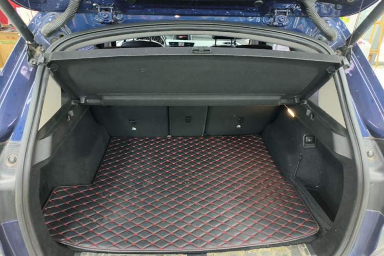 Used BMW X1 2018 sDrive18Li Fashion Model Trunk