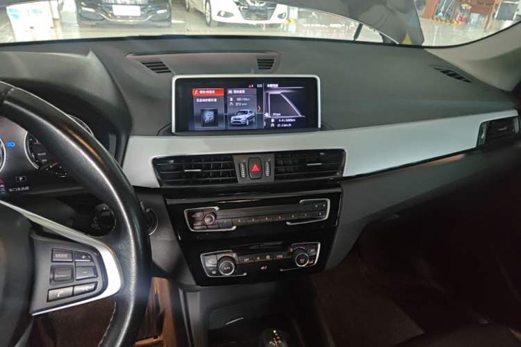 Used BMW X1 2018 sDrive20Li Leading Model Audio And AC Panel