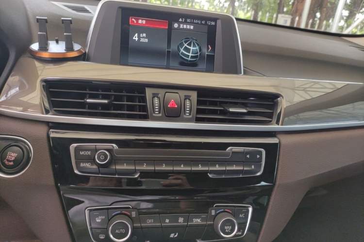 Used BMW X1 2018 sDrive18Li Luxury Model Audio And AC Panel