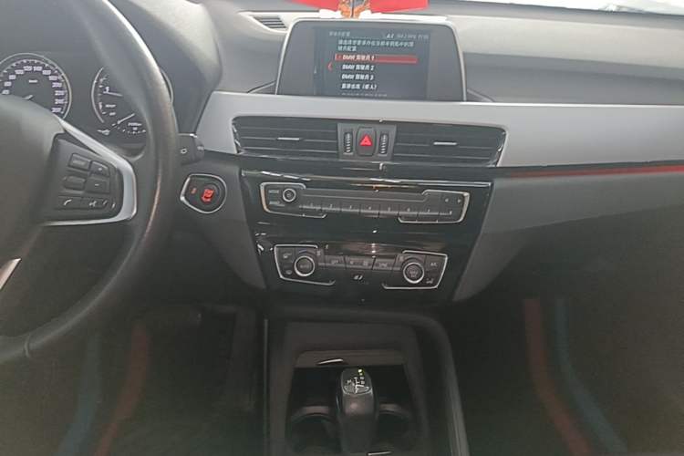 Used BMW X1 2018 sDrive20Li Leading Model Audio And AC Panel