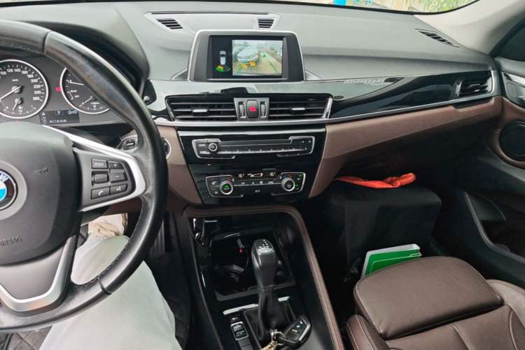Used BMW X1 2018 sDrive18Li Luxury Model Audio And AC Panel