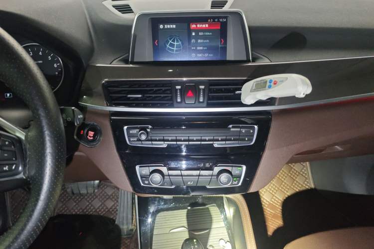 Used BMW X1 2018 sDrive18Li Luxury Model Audio And AC Panel