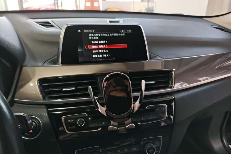 Used BMW X1 2018 xDrive20Li Luxury Edition Audio And AC Panel