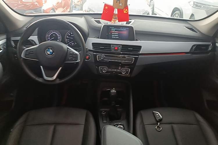 Used BMW X1 2018 sDrive20Li Leading Model Center Console