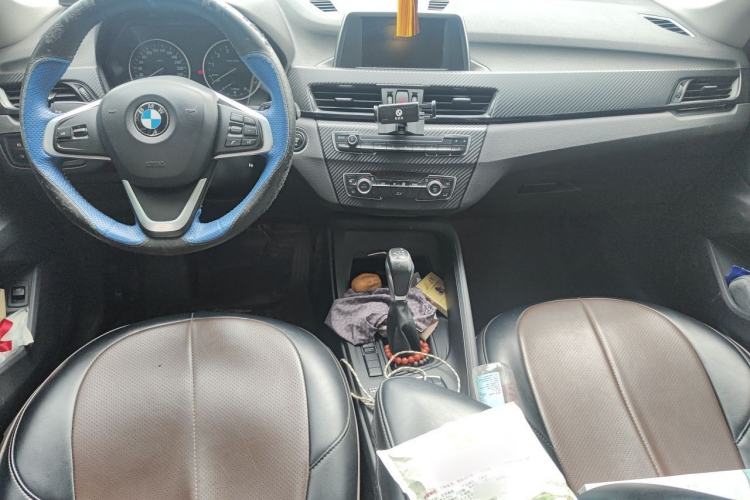 Used BMW X1 2018 sDrive20Li Leading Model Center Console