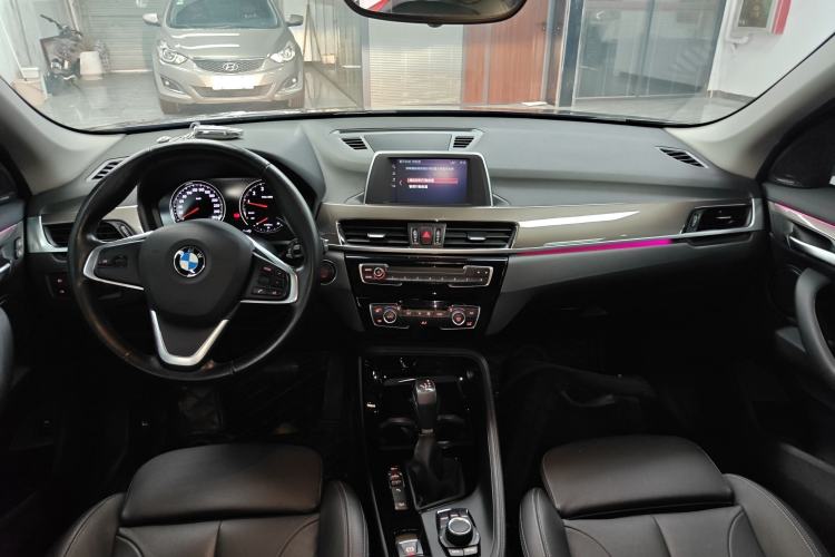 Used BMW X1 2018 sDrive18Li Luxury Model Center Console