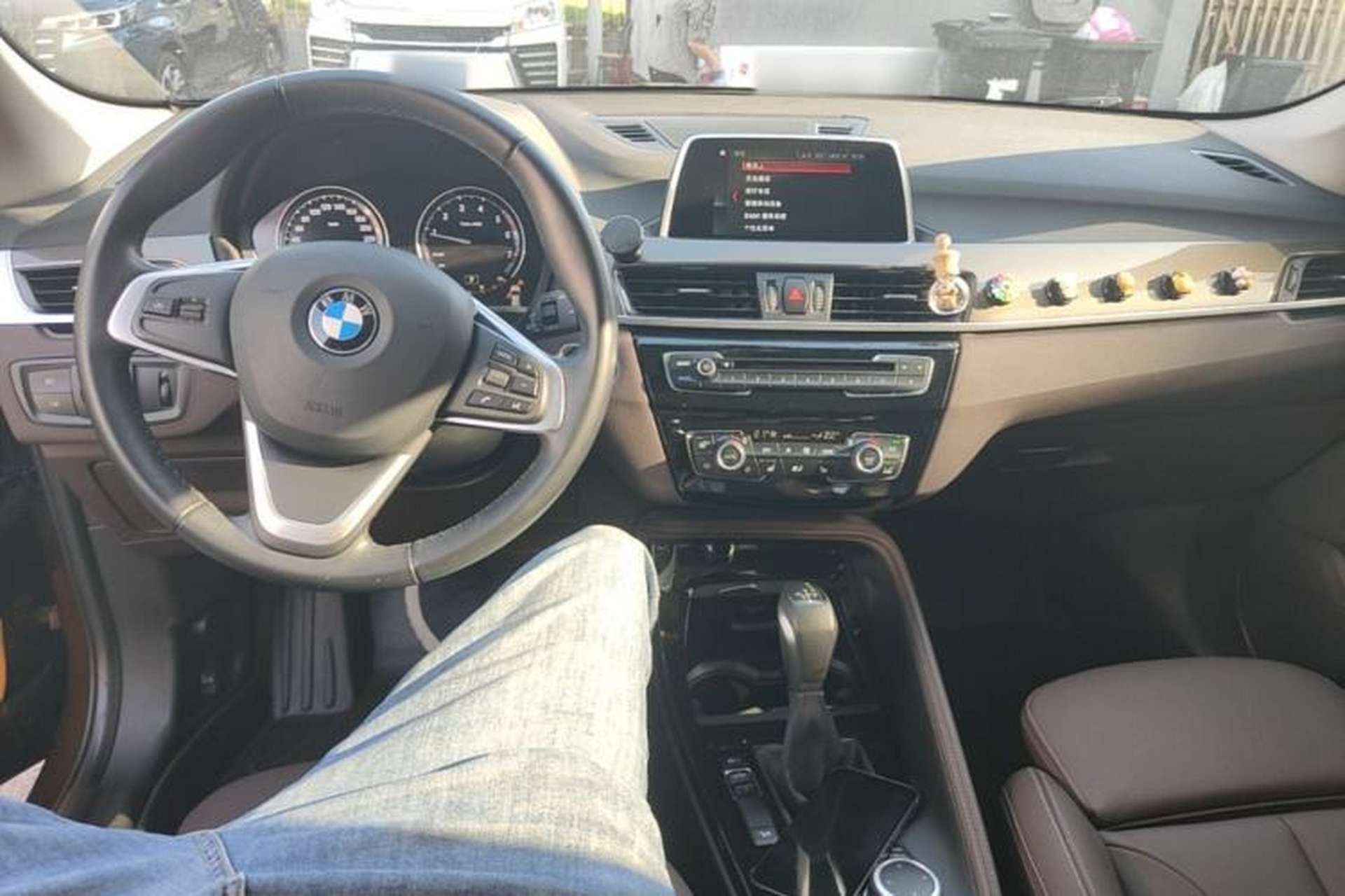 Used BMW X1 2018 xDrive20Li Luxury Edition Center Console