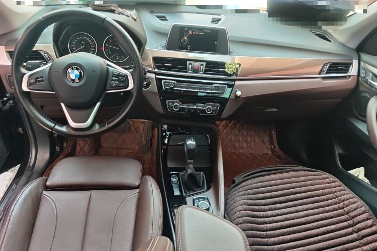 Used BMW X1 2018 sDrive18Li Luxury Model Center Console