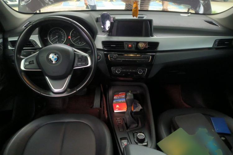 Used BMW X1 2018 sDrive18Li Fashion Model Center Console