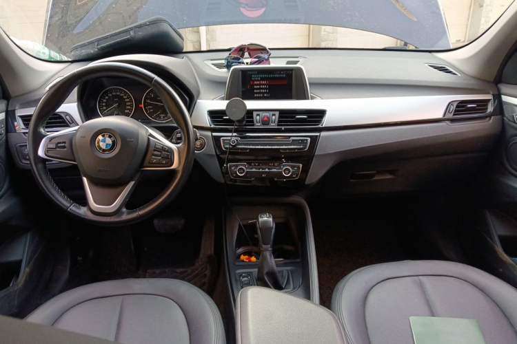 Used BMW X1 2018 sDrive18Li Fashion Model Center Console