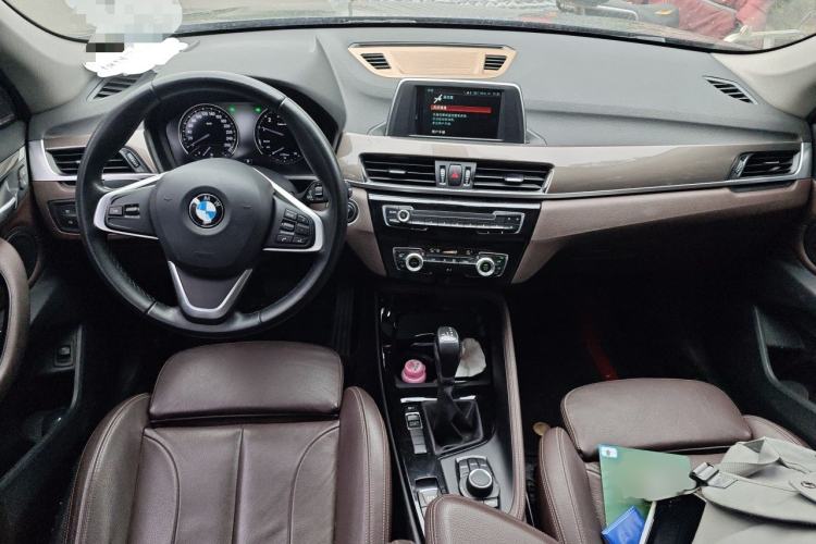 Used BMW X1 2018 sDrive18Li Luxury Model Center Console