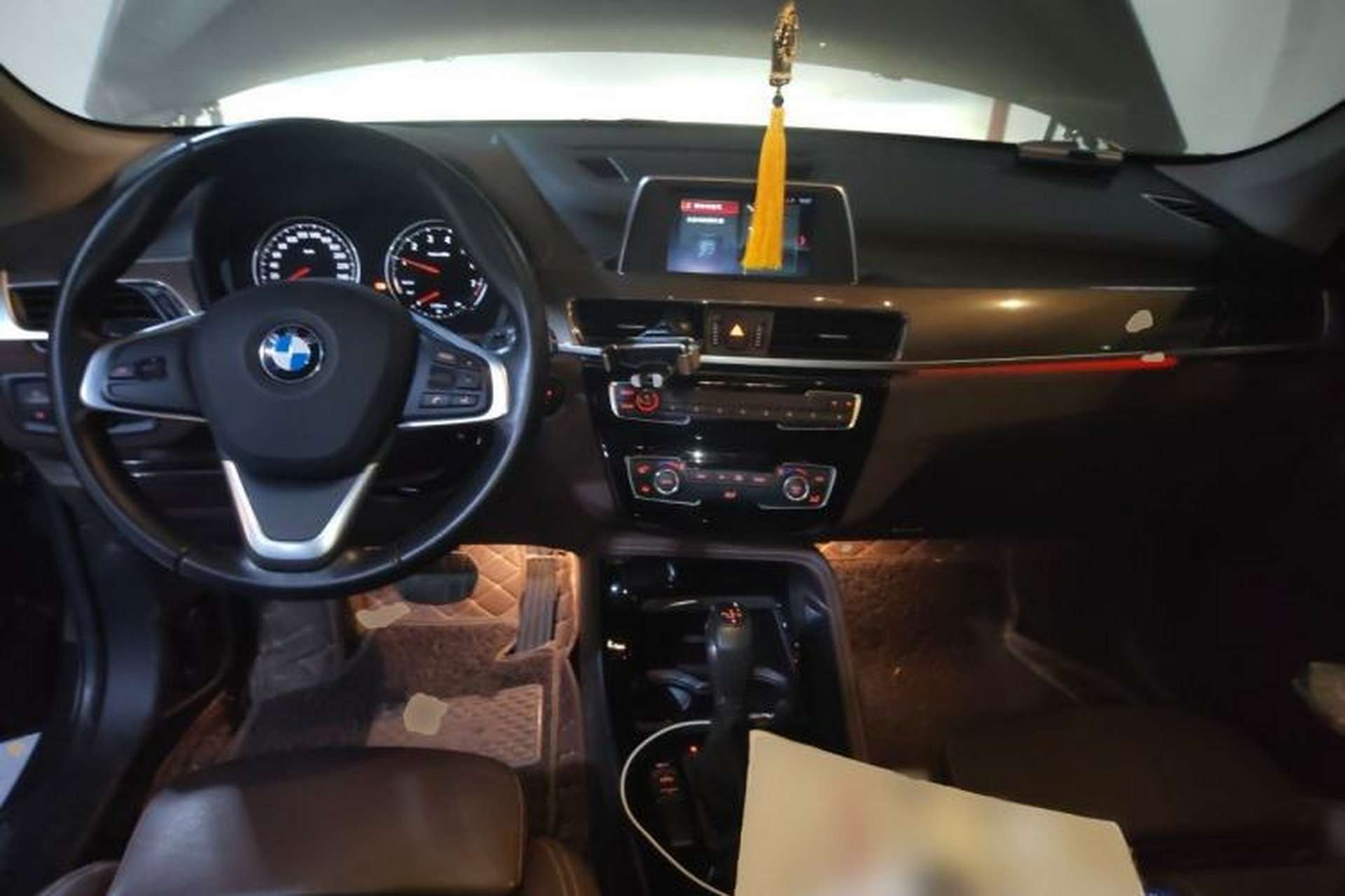 Used BMW X1 2018 sDrive18Li Luxury Model Center Console