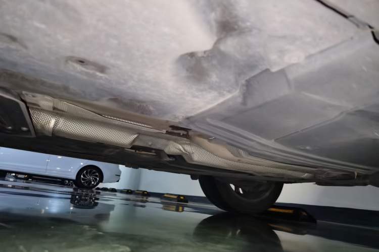 Used BMW X1 2018 xDrive20Li Luxury Edition Chassis Rear Left