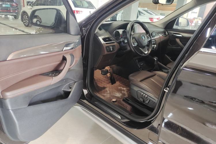 Used BMW X1 2018 sDrive18Li Luxury Model Driver Seat