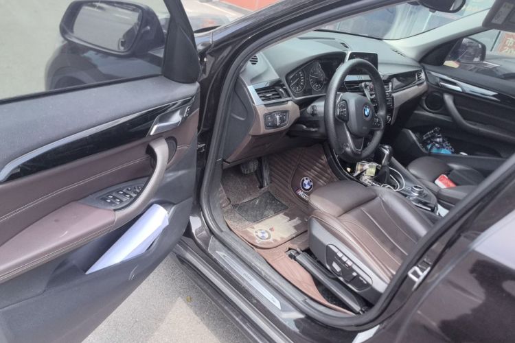 Used BMW X1 2018 xDrive20Li Luxury Edition Driver Seat