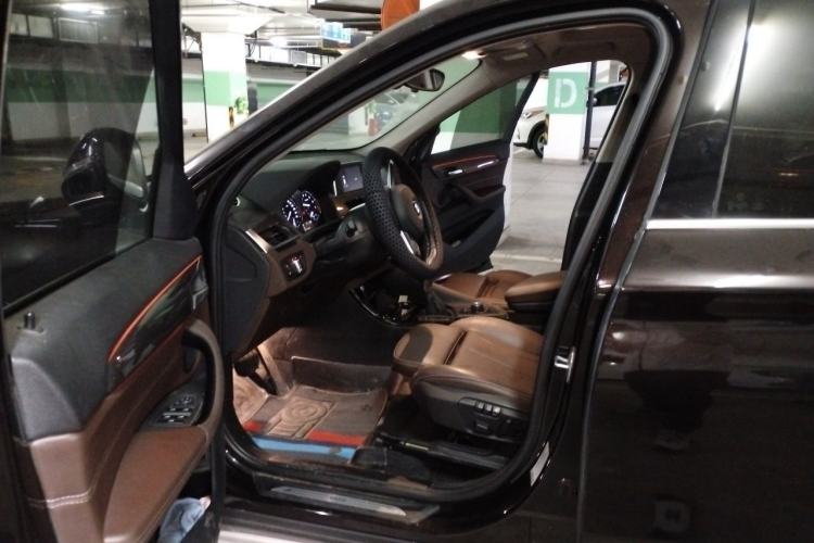 Used BMW X1 2018 sDrive18Li Luxury Model Driver Seat