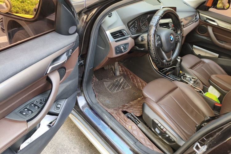 Used BMW X1 2018 xDrive20Li Luxury Edition Driver Seat