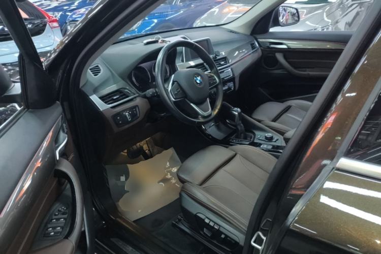 Used BMW X1 2018 sDrive18Li Luxury Model Driver Seat