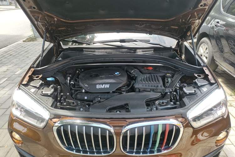Used BMW X1 2018 sDrive20Li Leading Model Engine Bay