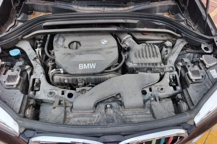 Used BMW X1 2018 xDrive20Li Luxury Edition Engine Bay