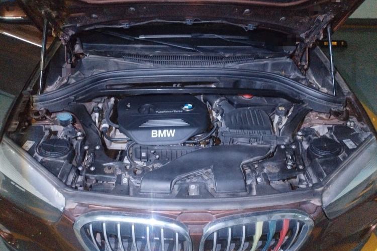 Used BMW X1 2018 sDrive18Li Fashion Model Engine Bay