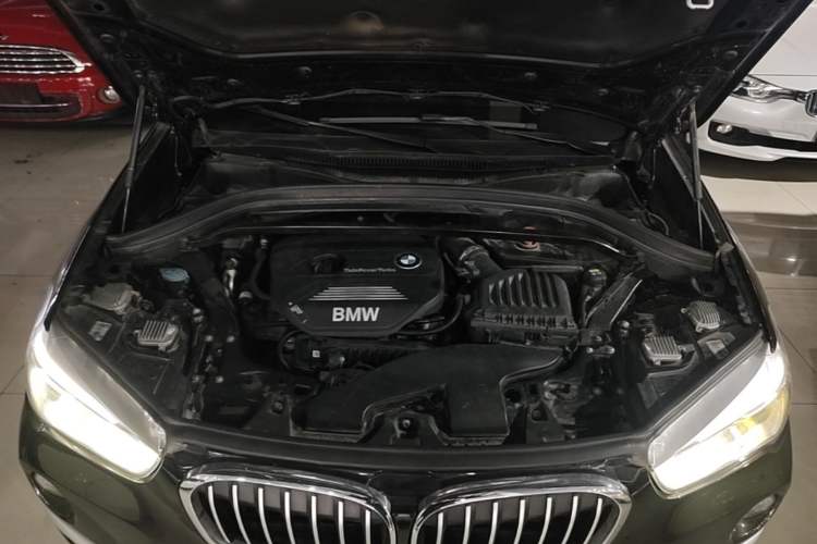Used BMW X1 2018 sDrive18Li Luxury Model Engine Bay