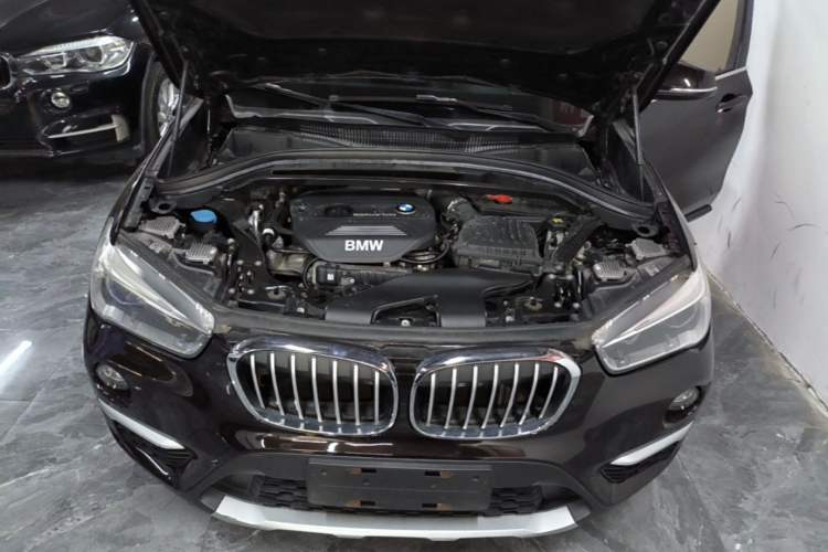 Used BMW X1 2018 sDrive18Li Luxury Model Engine Bay