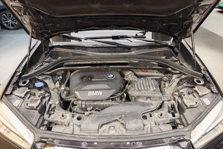 Used BMW X1 2018 sDrive18Li Luxury Model Engine Bay