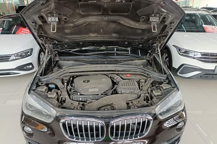 Used BMW X1 2018 sDrive20Li Leading Model Engine Bay