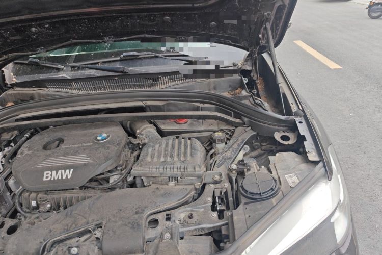 Used BMW X1 2018 sDrive18Li Fashion Model Engine Bay Left