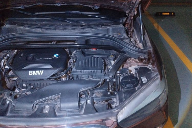 Used BMW X1 2018 sDrive18Li Fashion Model Engine Bay Left
