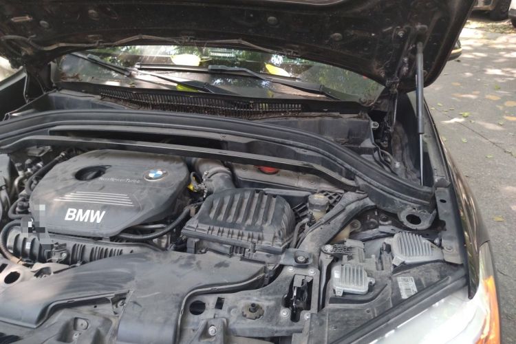 Used BMW X1 2018 xDrive20Li Luxury Edition Engine Bay Left