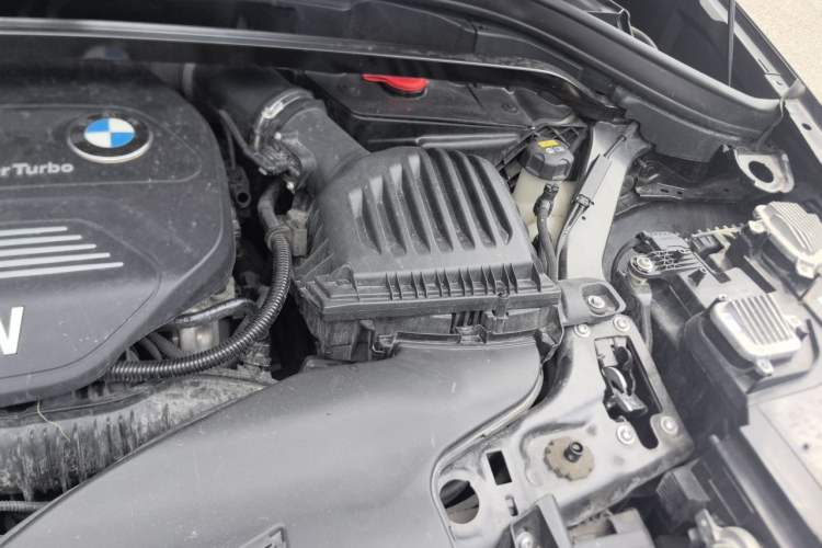 Used BMW X1 2018 xDrive20Li Luxury Edition Engine Bay Left