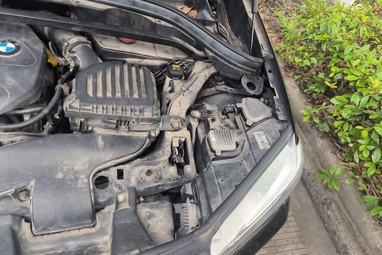 Used BMW X1 2018 sDrive18Li Luxury Model Engine Bay Left
