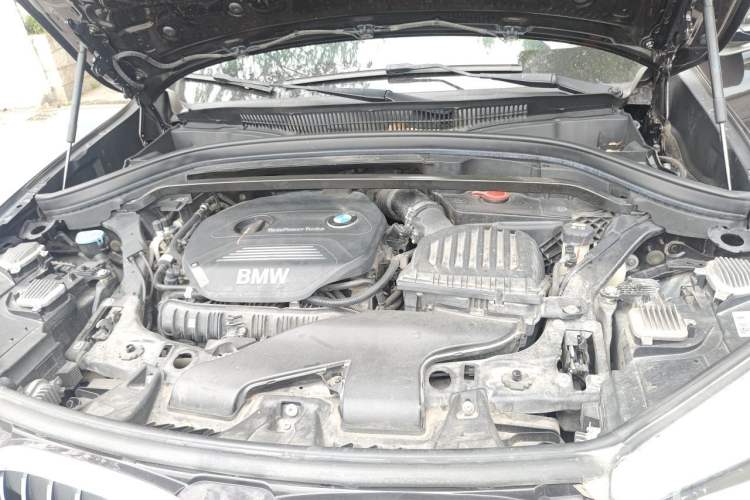 Used BMW X1 2018 sDrive20Li Leading Model Engine Bay