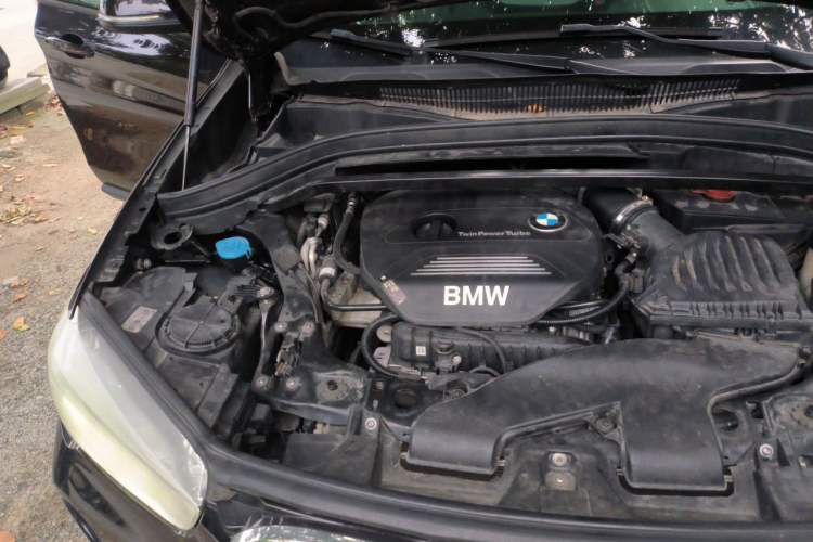 Used BMW X1 2018 sDrive18Li Fashion Model Engine Bay Right