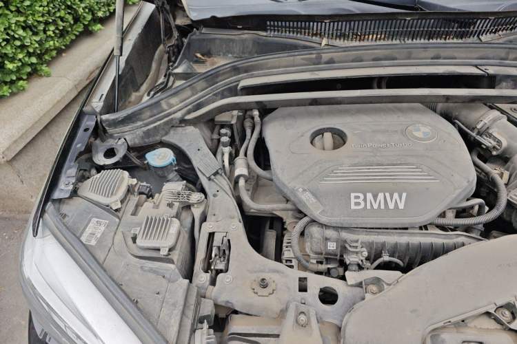 Used BMW X1 2018 sDrive18Li Luxury Model Engine Bay Right
