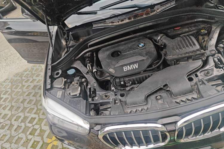 Used BMW X1 2018 sDrive18Li Luxury Model Engine Bay Right
