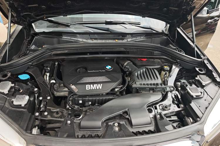 Used BMW X1 2018 sDrive18Li Luxury Model Engine Bay