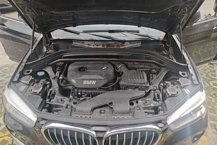 Used BMW X1 2018 sDrive18Li Luxury Model Engine Bay