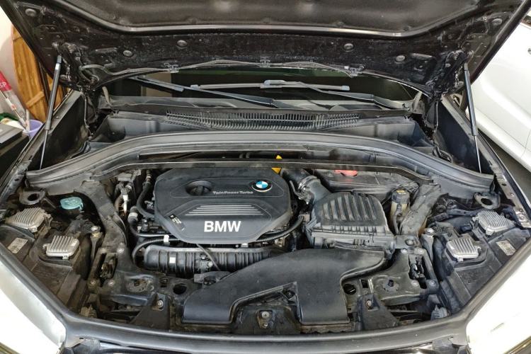 Used BMW X1 2018 xDrive20Li Luxury Edition Engine Bay