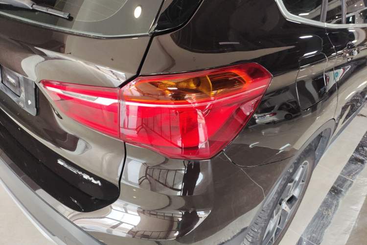 Used BMW X1 2018 sDrive18Li Luxury Model Exterior 3