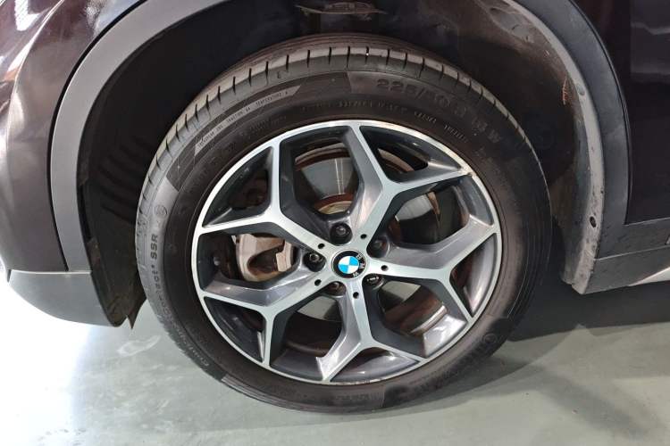 Used BMW X1 2018 xDrive20Li Luxury Edition Exterior 4