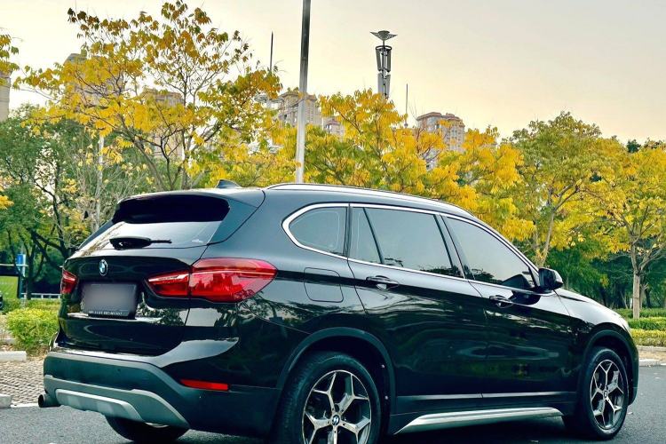 Used BMW X1 2018 sDrive18Li Luxury Model Exterior 5